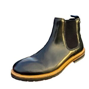 Green Western-Style Women's Boots